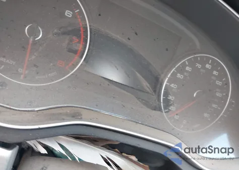 2017 Audi A4 2.0T Premium из США, поврежденный, VIN WAUGNAF49HN000834